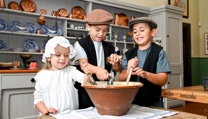 Kids cooking at Beaulieu